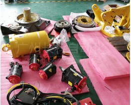 發(fā)那科機器人R-2000iC本體拆機件銷售：電機、減速器、平衡缸……