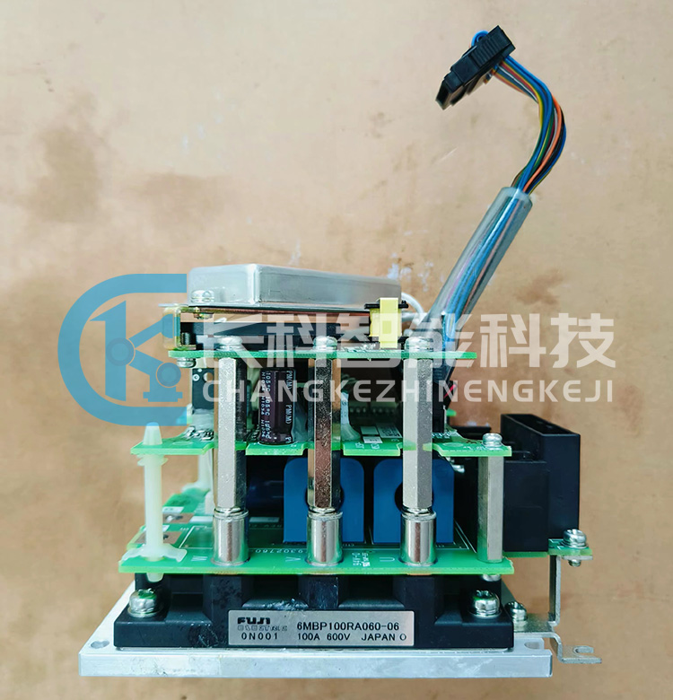 安川伺服驅(qū)動(dòng)器JUSP-WSCD30A 安川伺服驅(qū)動(dòng)器JUSP-WSCD30A